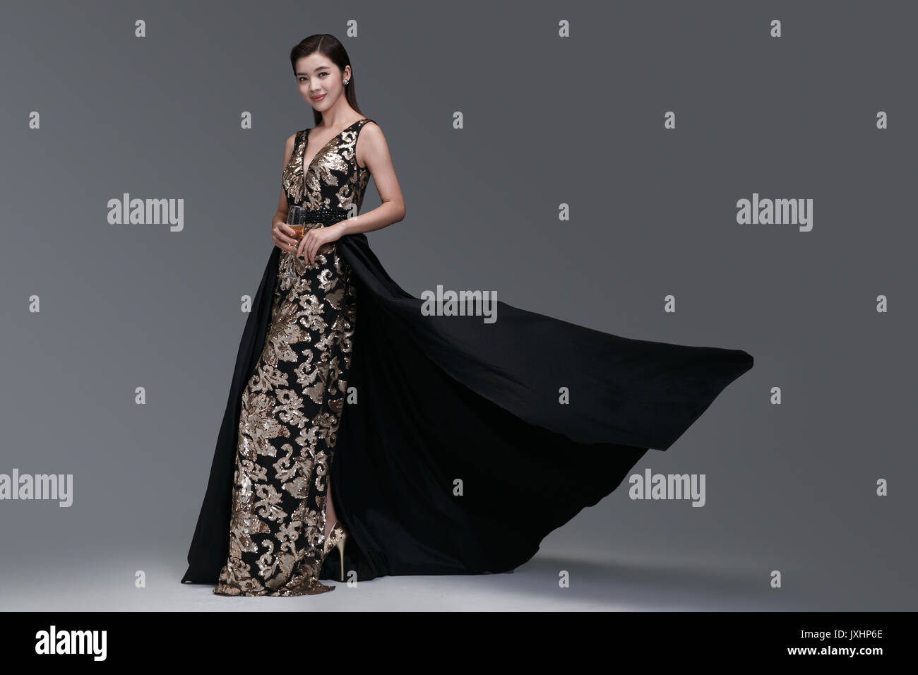 Elegant long dress full body hi-res stock photography and images - Alamy