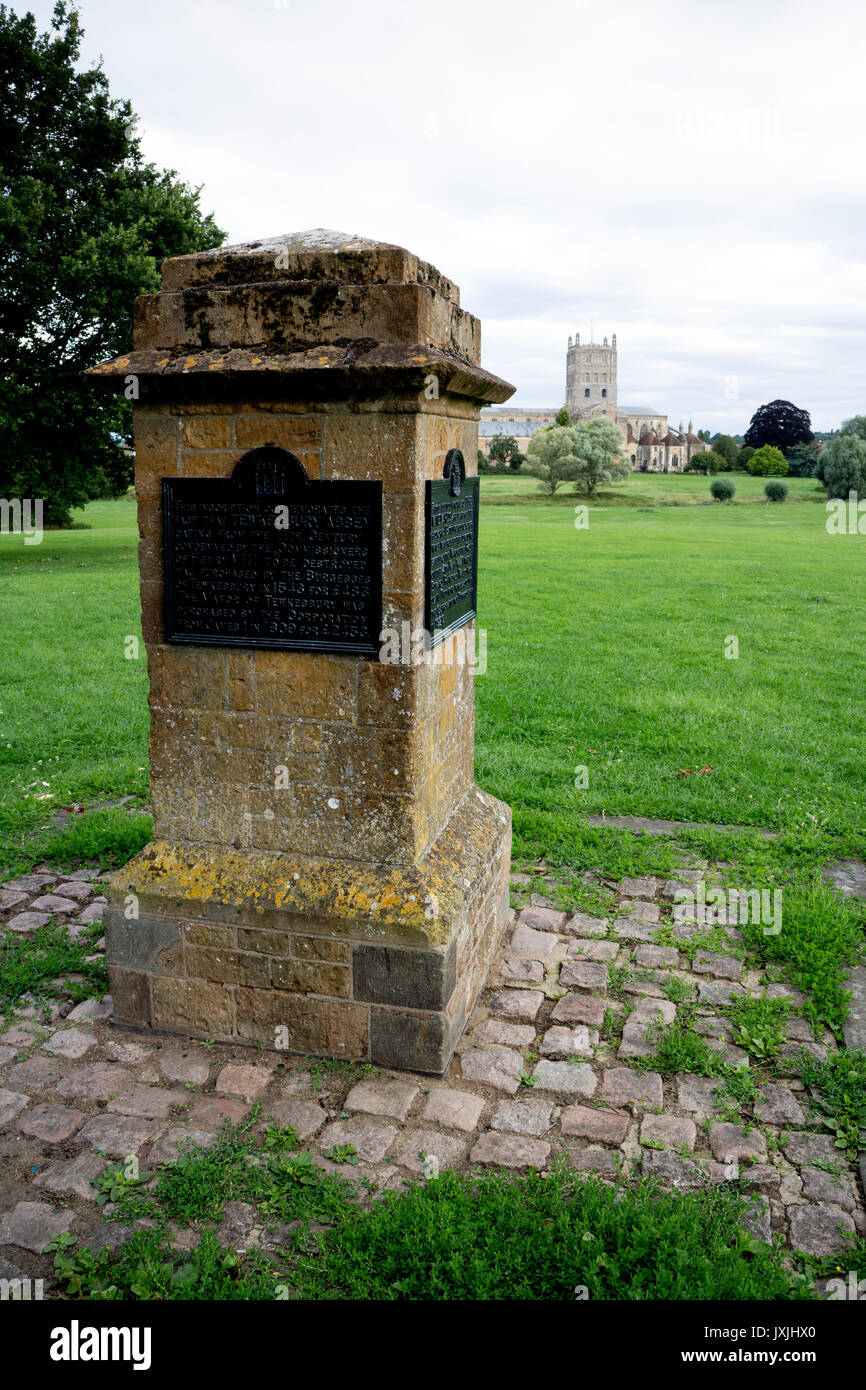 Holme Castle site memorial stone, The Vineyards, Tewkesbury, Gloucestershire, England, UK Stock Photo