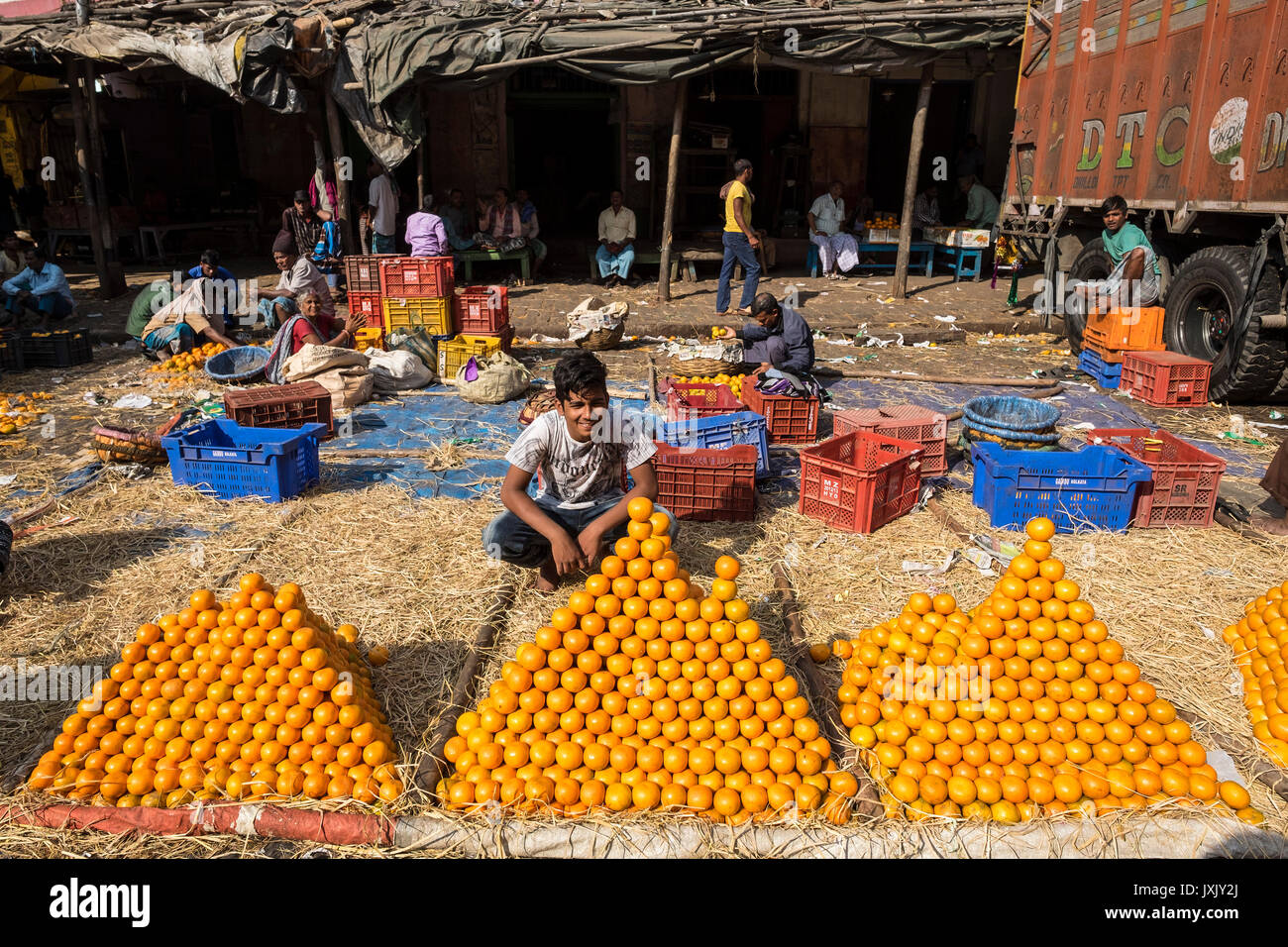 India, West Bengal, Kolkata, fruit market Stock Photo Alamy