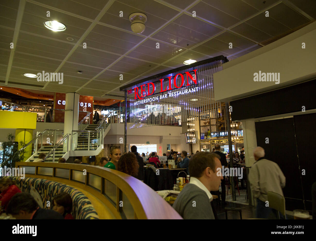 Interior wetherspoon pub uk hires stock photography and images Alamy