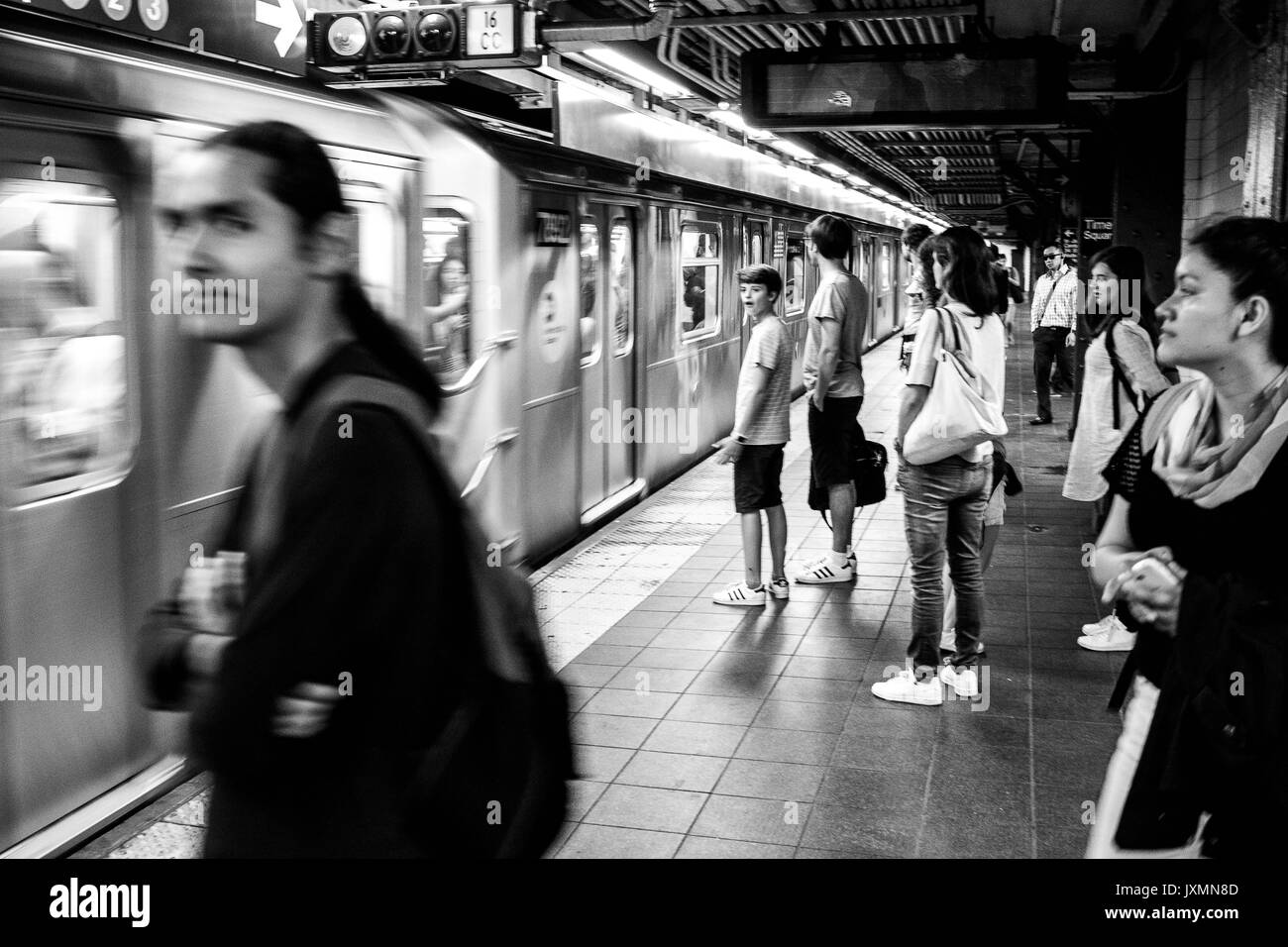34th street hudson yards subway station