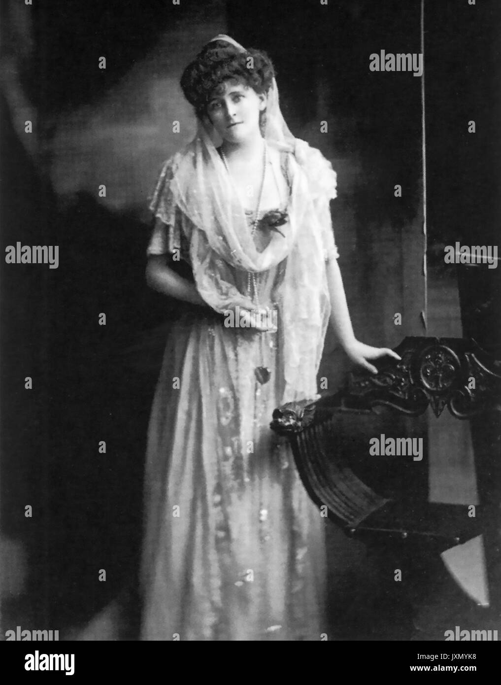 DAISY GREVILLE, COUNTESS OF WARWICK (1861-1938) mistress of Albert Edward, Prince of Wales, later Edward VII. Stock Photo
