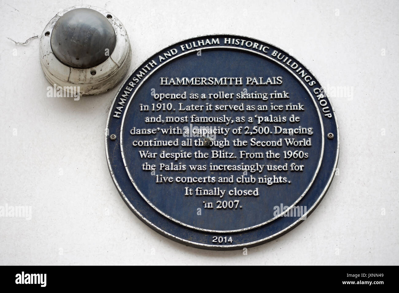 hammersmith and fulham historic buildings group plaque marking the site of hammersmith palais, hammersmith, london, england Stock Photo