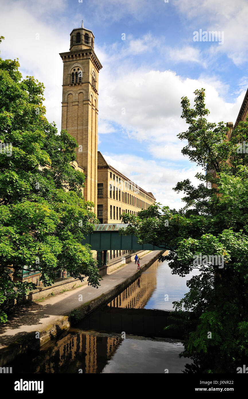 Salts Mill Saltaire Bradford West Yorkshire England Stock Photo