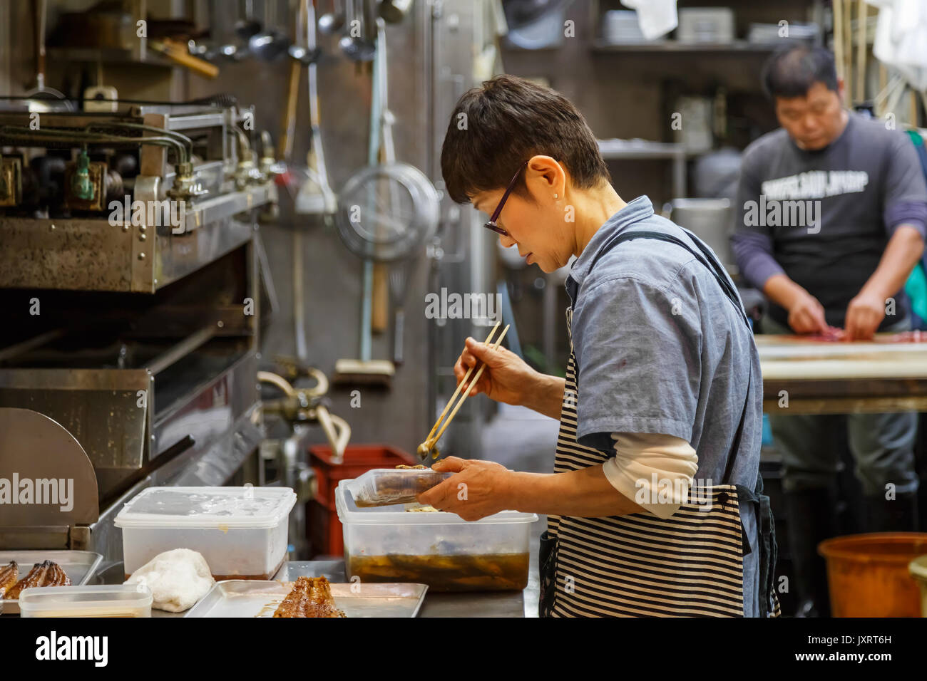Japanese shop keepers at Nishiki Market in Kyoto, Japan Stock Photo Alamy