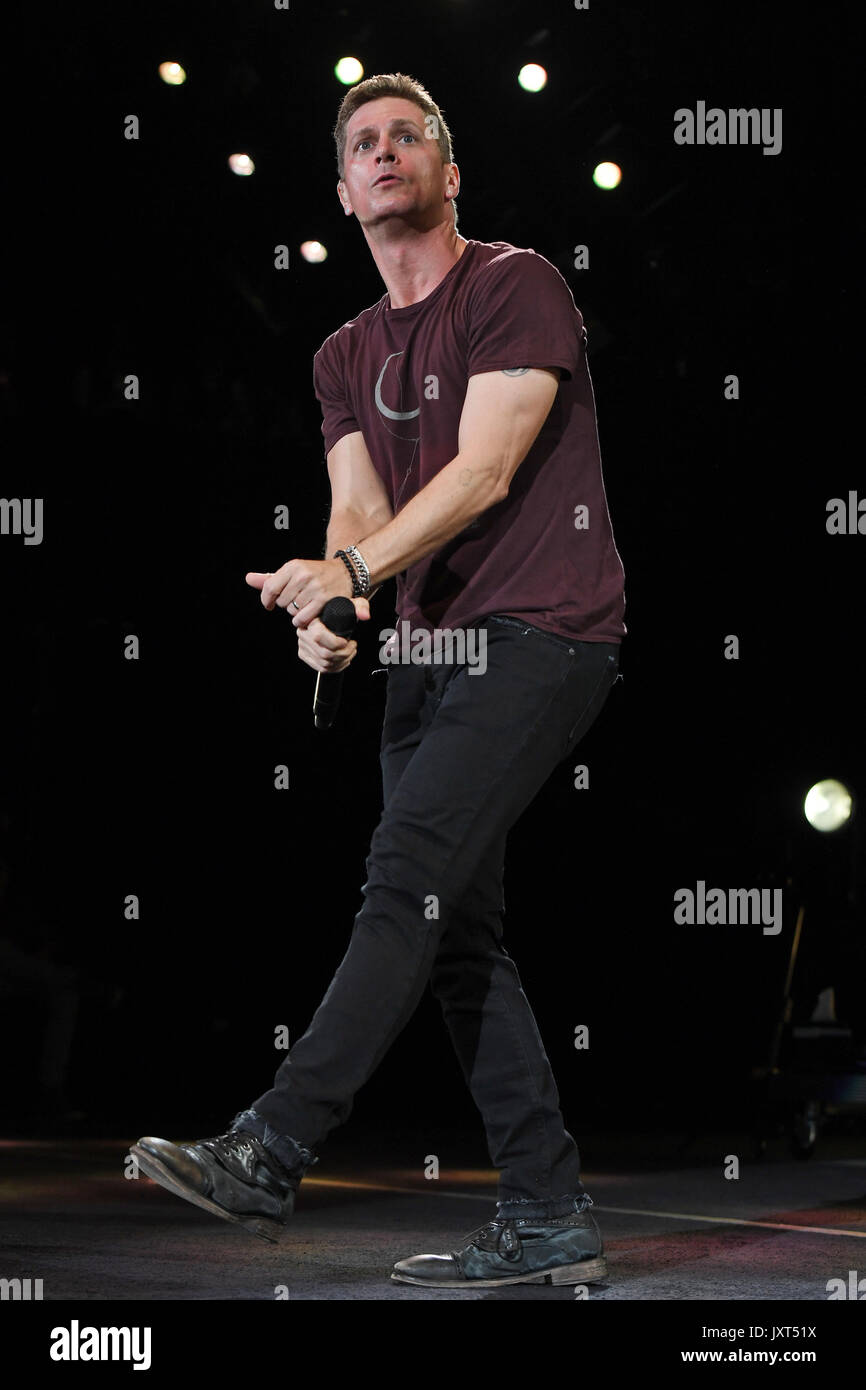 West Palm Beach, FL, USA. 16th Aug, 2017. Matchbox 20 performs at The