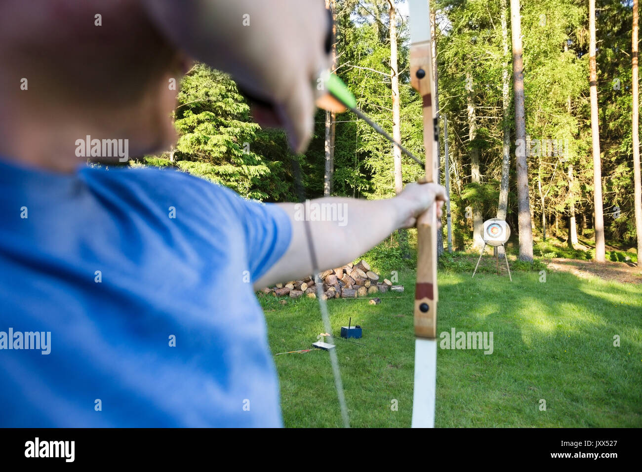 Archery board hi-res stock photography and images - Alamy