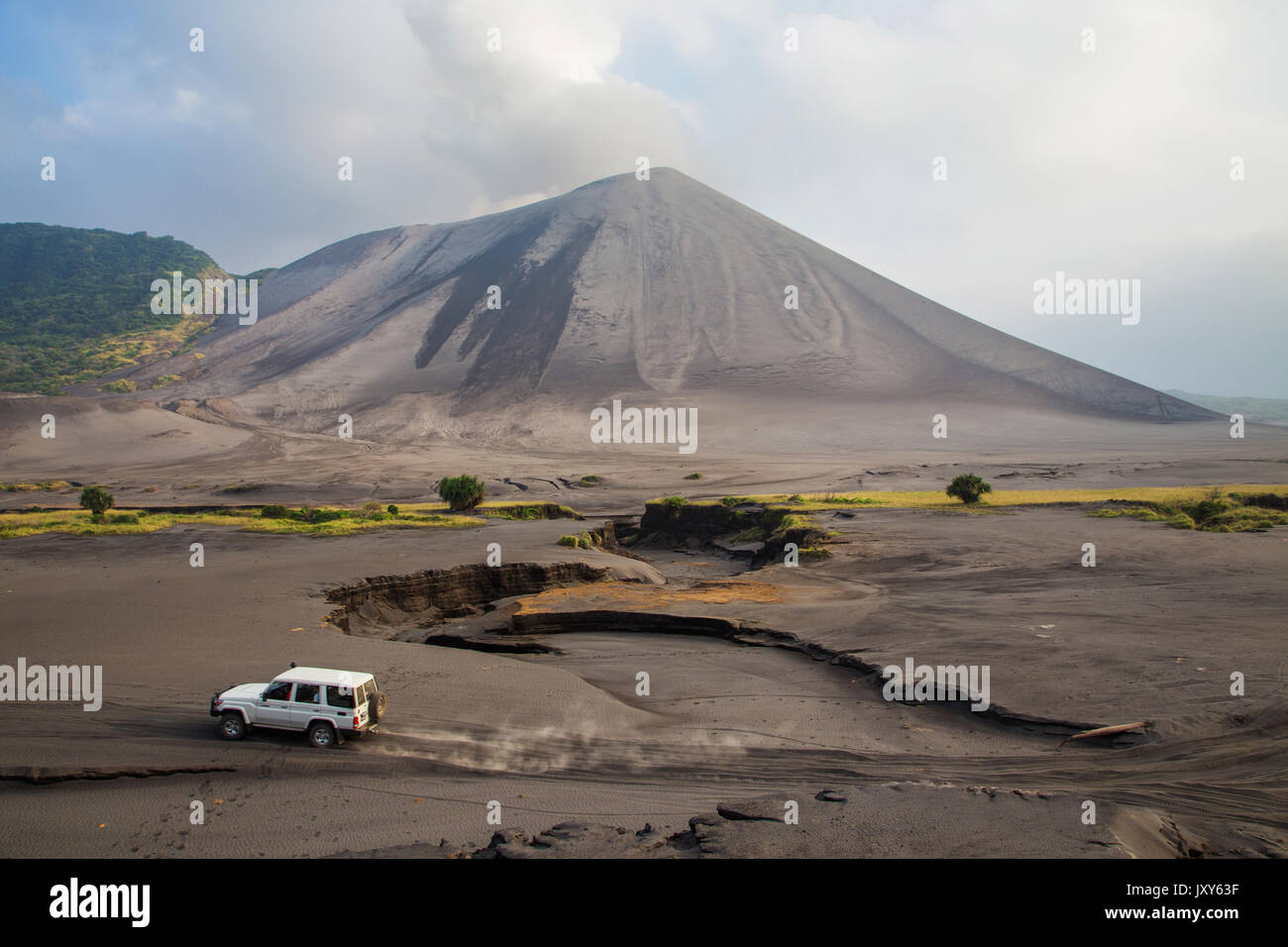 The eruption of the volcano Yasur on Tanna Island, Vanuatu Stock Photo