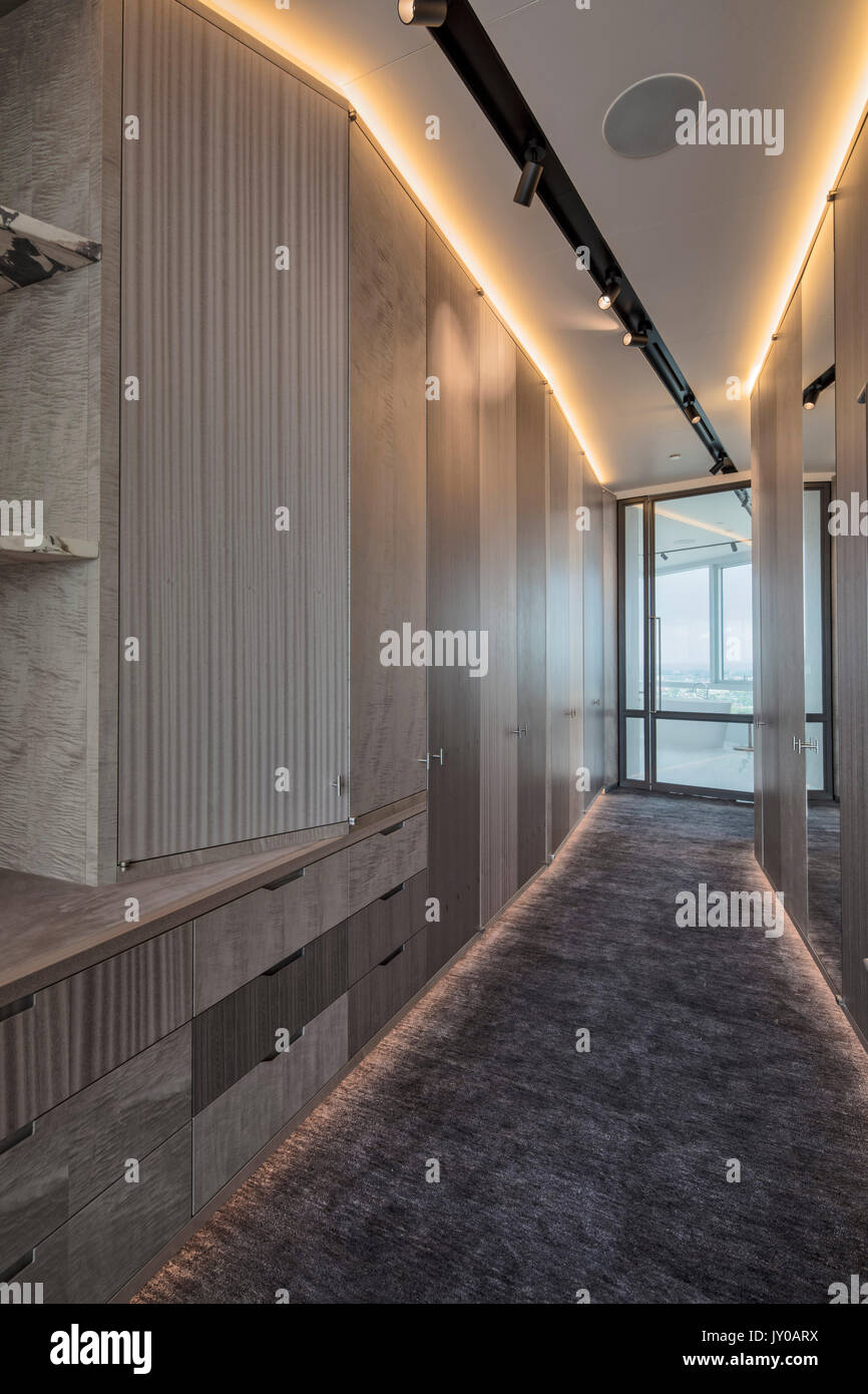 Picture of Corridor to bathroom/bedroom. Canaletto Apartments Penthouse, London ...