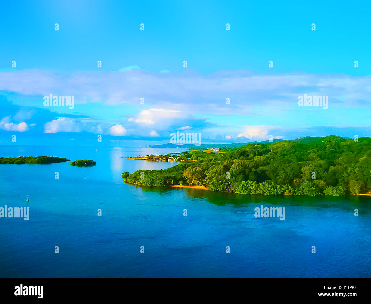 An aerial view of a tropical beach in Roatan Honduras Stock Photo - Alamy