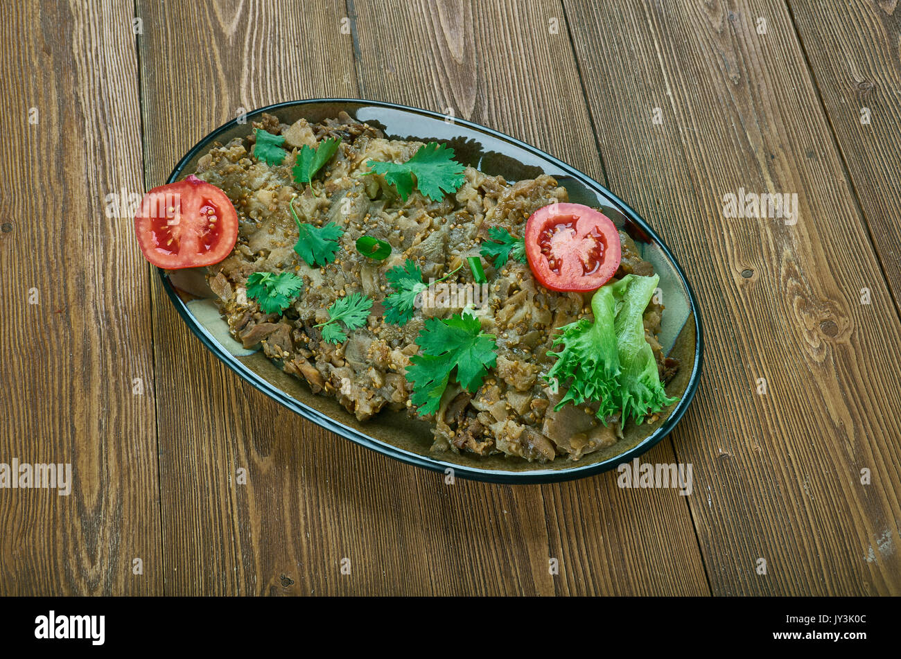 Patlican salatasi - eggplant salad .Turkish cuisine Stock Photo - Alamy Patlican salatasi - eggplant salad .Turkish cuisine Stock Photo - Alamy