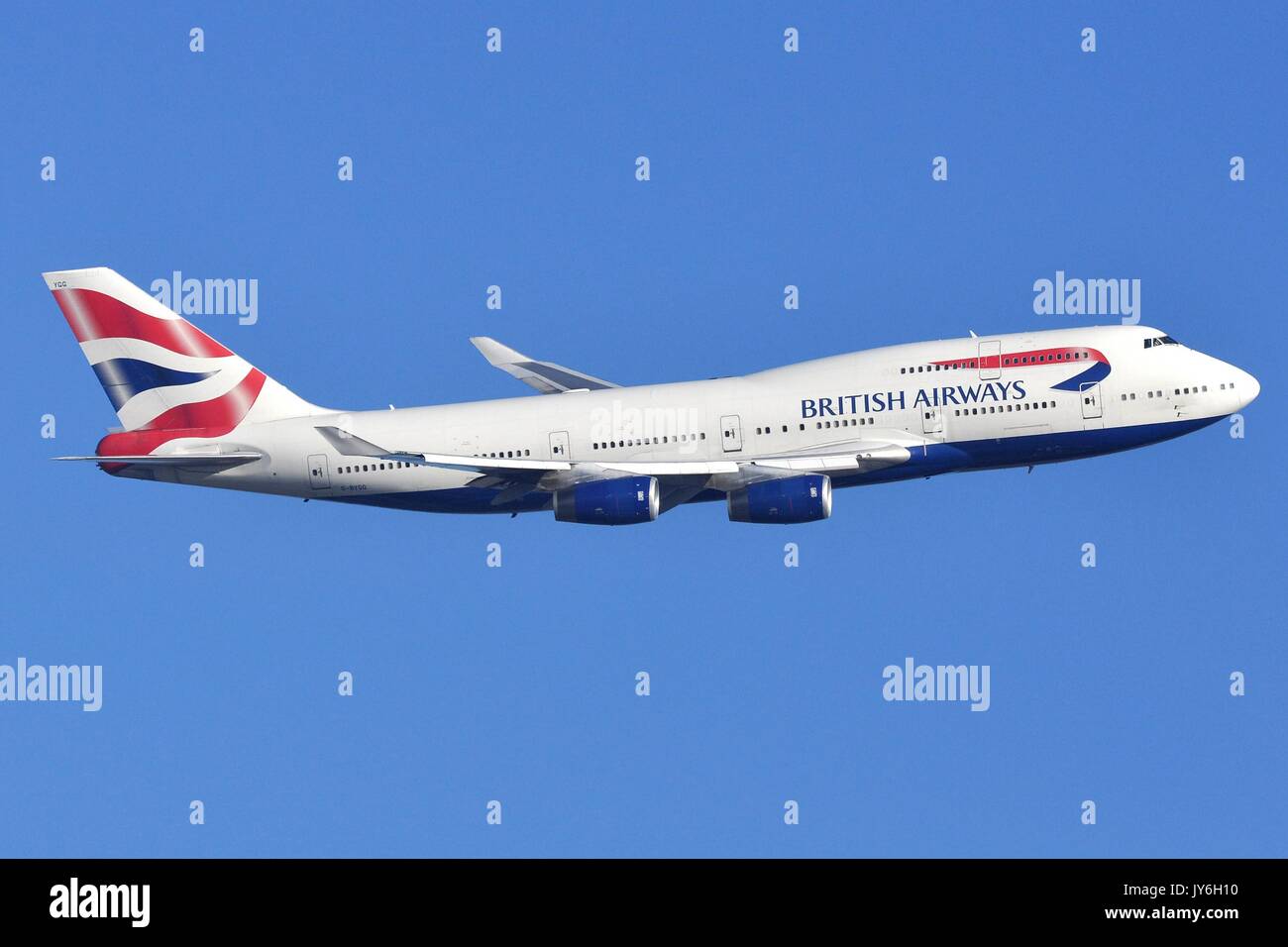 BRITISH AIRWAYS BOEING 747-400 G-BYGG Stock Photo