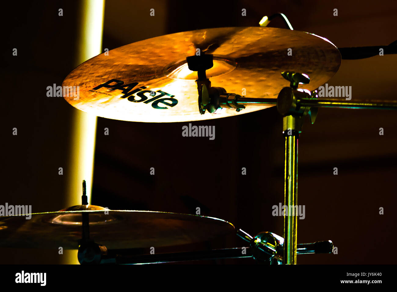 Bronze drum hi-res stock photography and images - Alamy