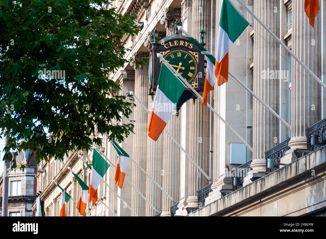 Oconnell street upper clerys clerys store shop closed down fro hires stock photography and
