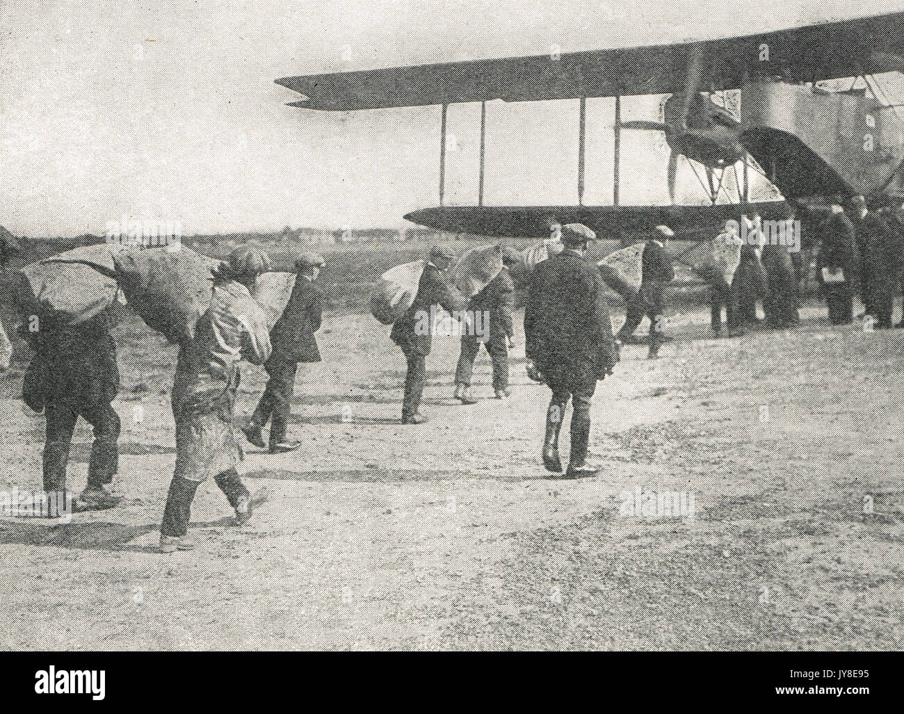 Strike breaking by aeroplane, the great railway strike of 1919 Stock Photo