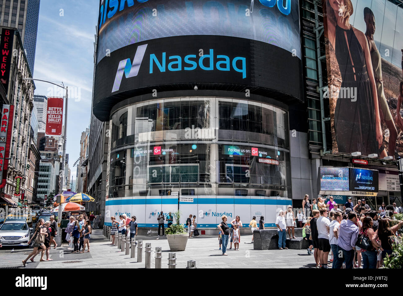 Nasdaq Building High Resolution Stock Photography and Images - Alamy