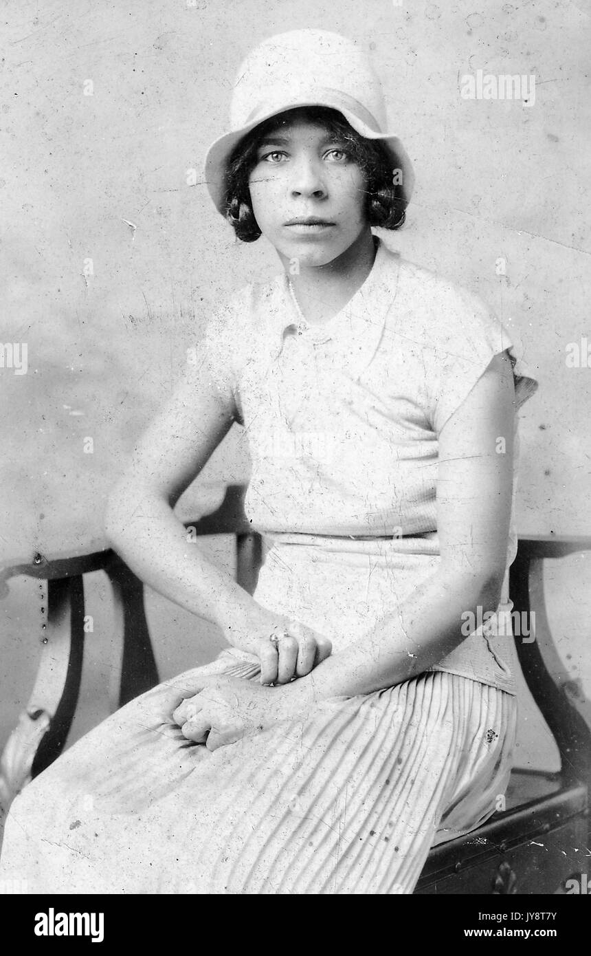 Old woman in a white bonnet hi-res stock photography and images - Alamy