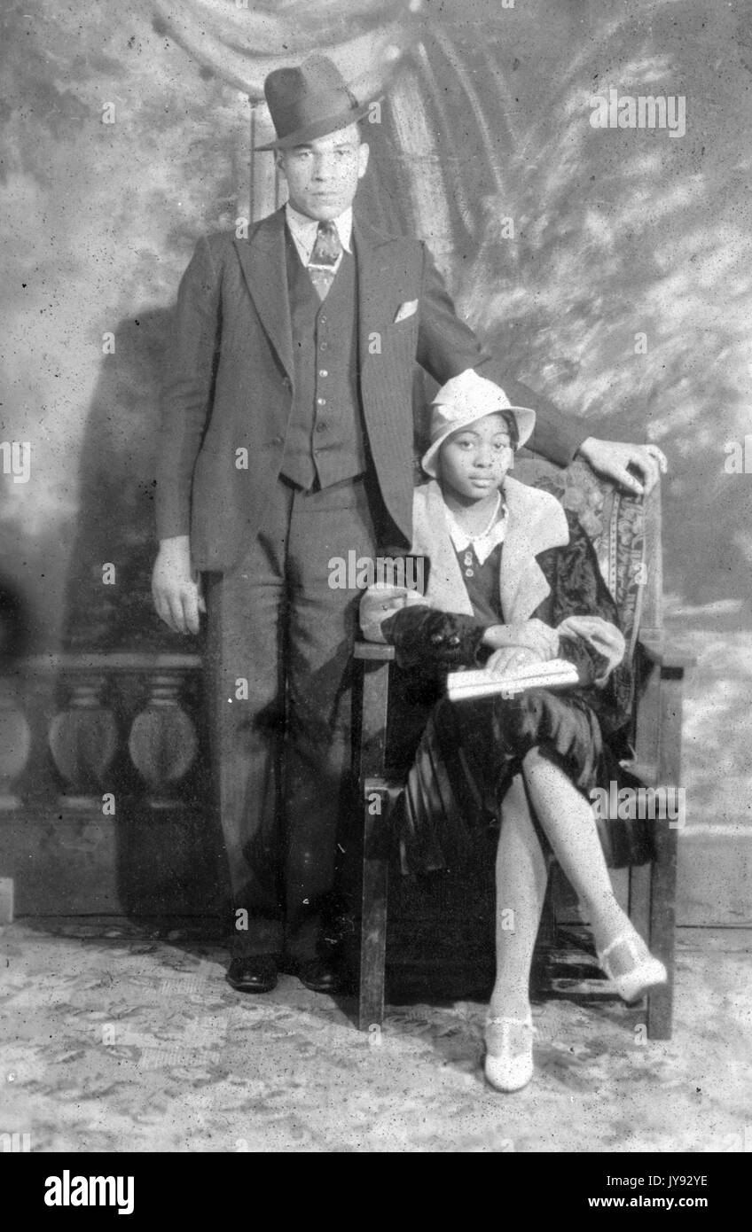 Vintage studio portrait two young hi-res stock photography and images ...