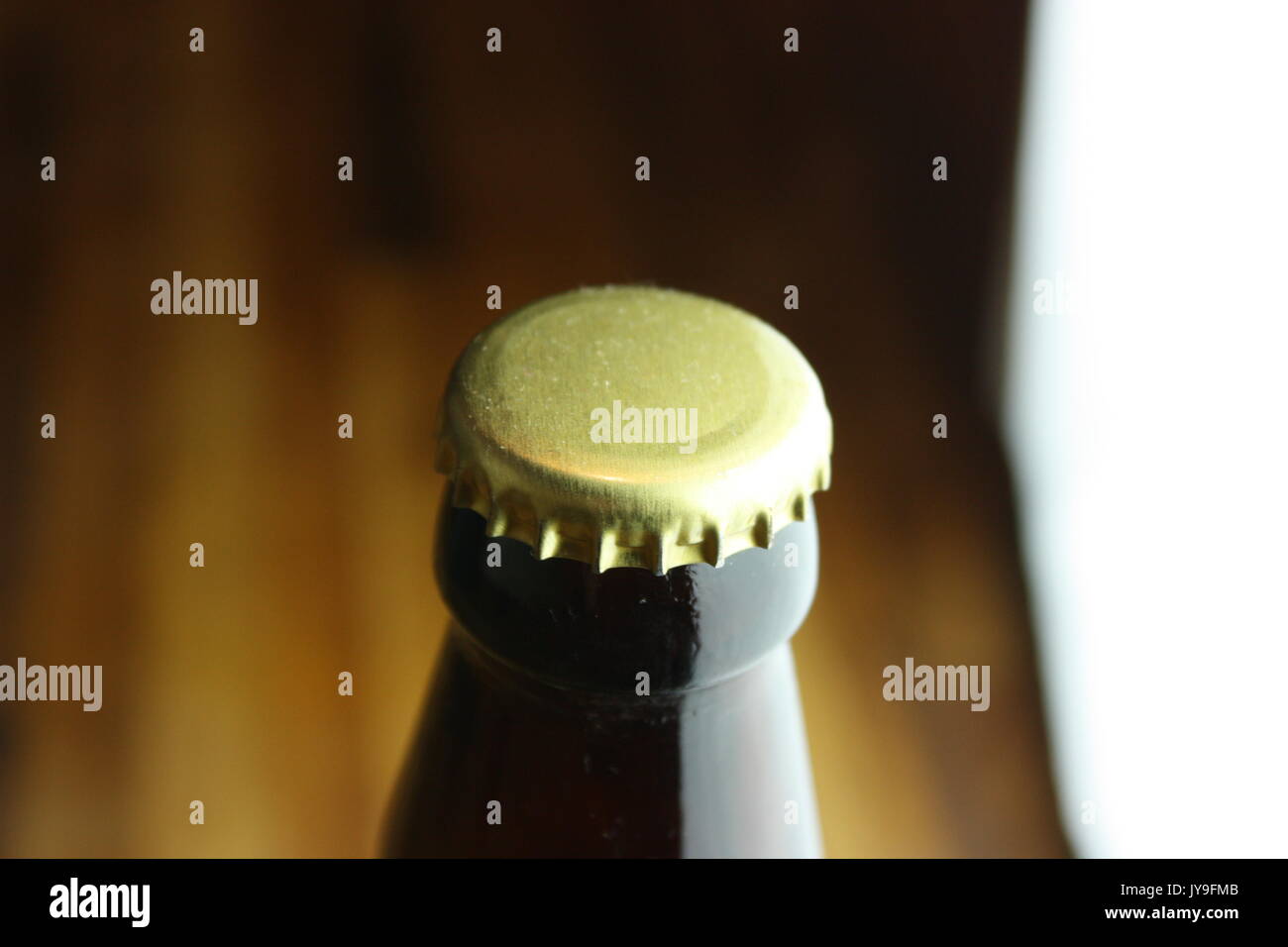 Metal bottle cap hires stock photography and images Alamy