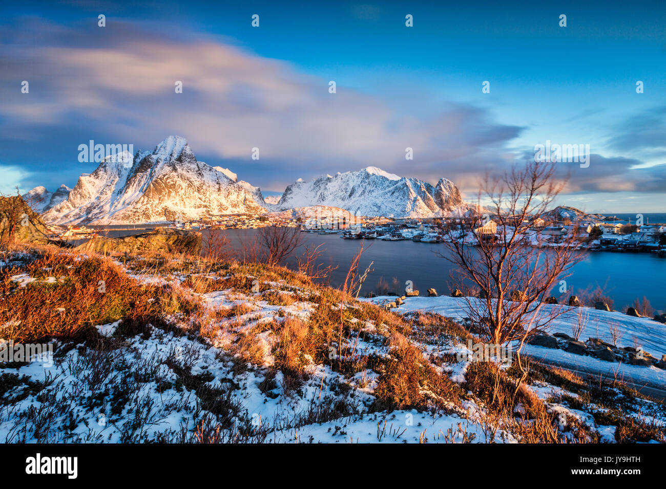 Sunrise in Reine, Lofoten Islands, Northern Norway Stock Photo - Alamy