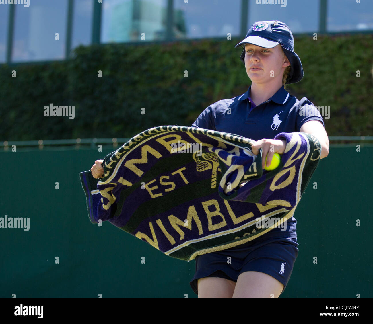 Wimbledon towel hi-res stock photography and images - Alamy
