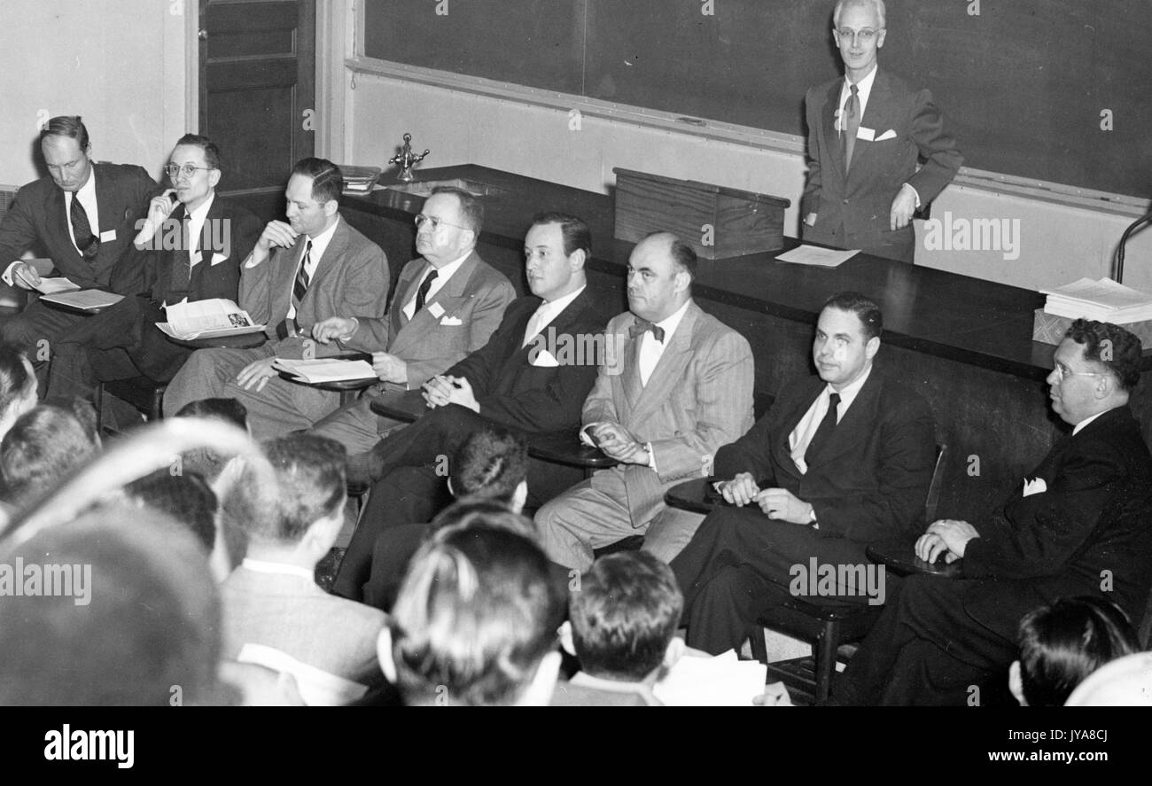Presentation at the Second Annual Regional Television Review at Baltimore, with American television host Lynn Poole standing in back, 1952. Stock Photo