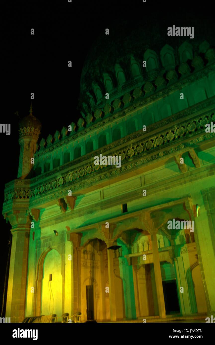 Golconda tombs hi-res stock photography and images - Alamy