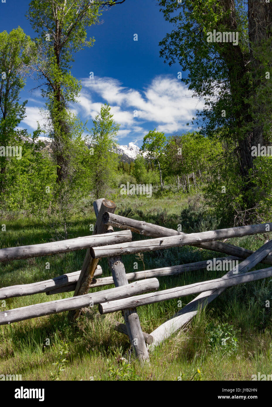 Split Rail Fence With Snow High Resolution Stock Photography And Images Alamy
