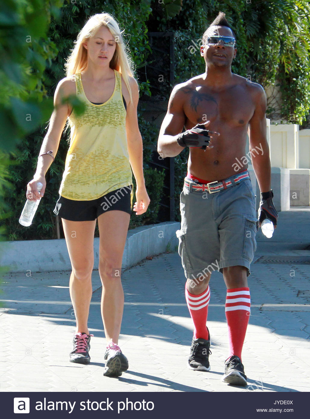 Jessy Schram photo images Jessy Schram