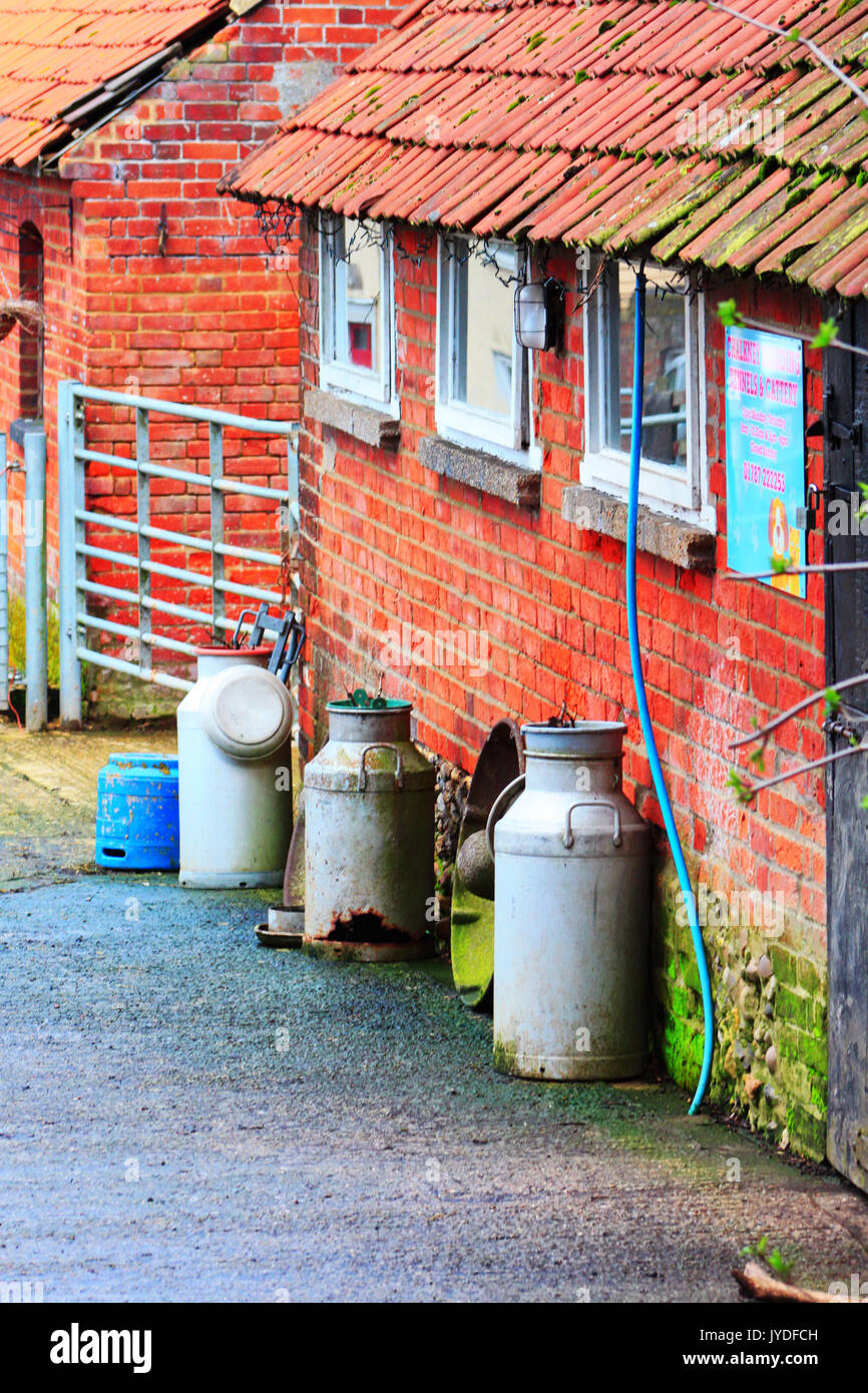 Dairy farm milk storage tank hires stock photography and images Alamy
