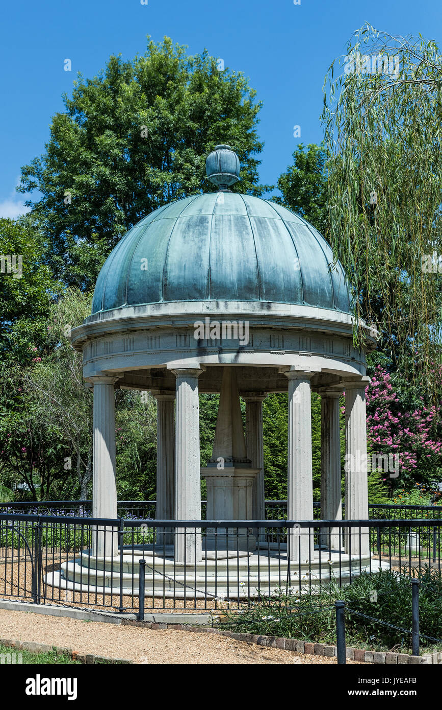 The tomb of Andrew and Rachel Jackson is located in the Hermitage garden, Tennessee, USA. Stock Photo