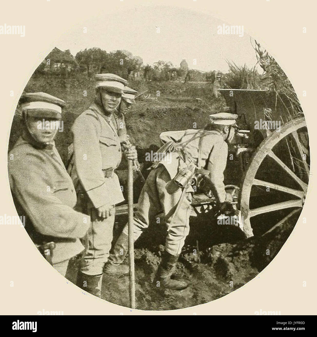 (1919) pic13   Japanese big guns in Siberia Stock Photo