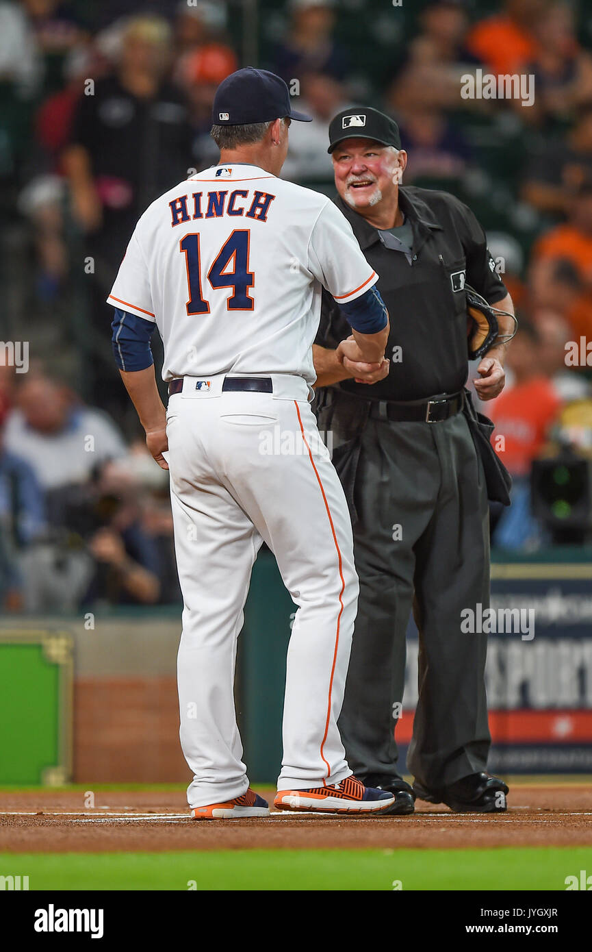 August 16, 2017: Houston Astros Marwin Gonzalez (9) during a Major League  Baseball game between the