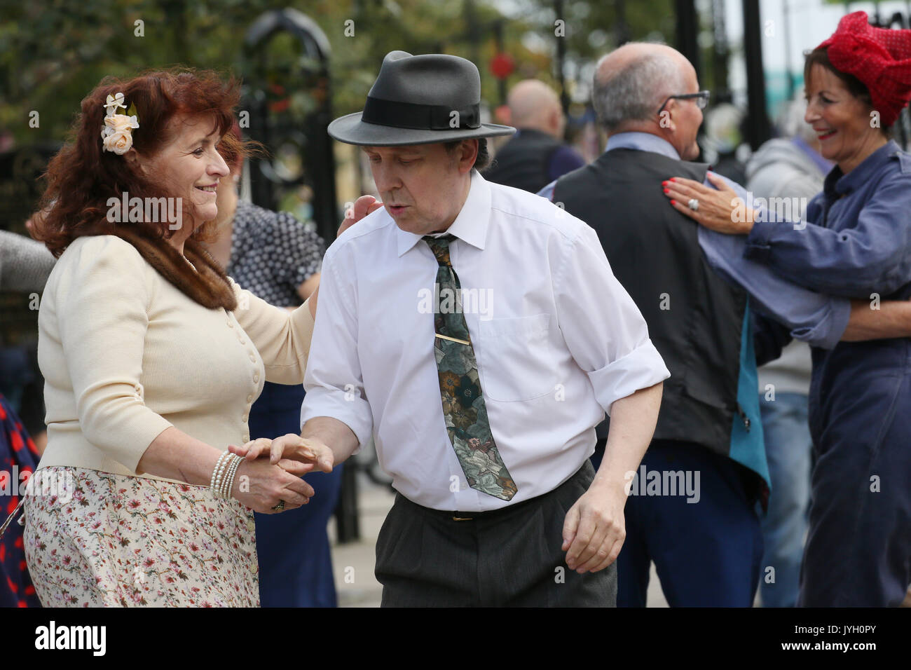 Lytham St Annes, UK. 19th Aug, 2017. Couples dancing at the 1940's ...
