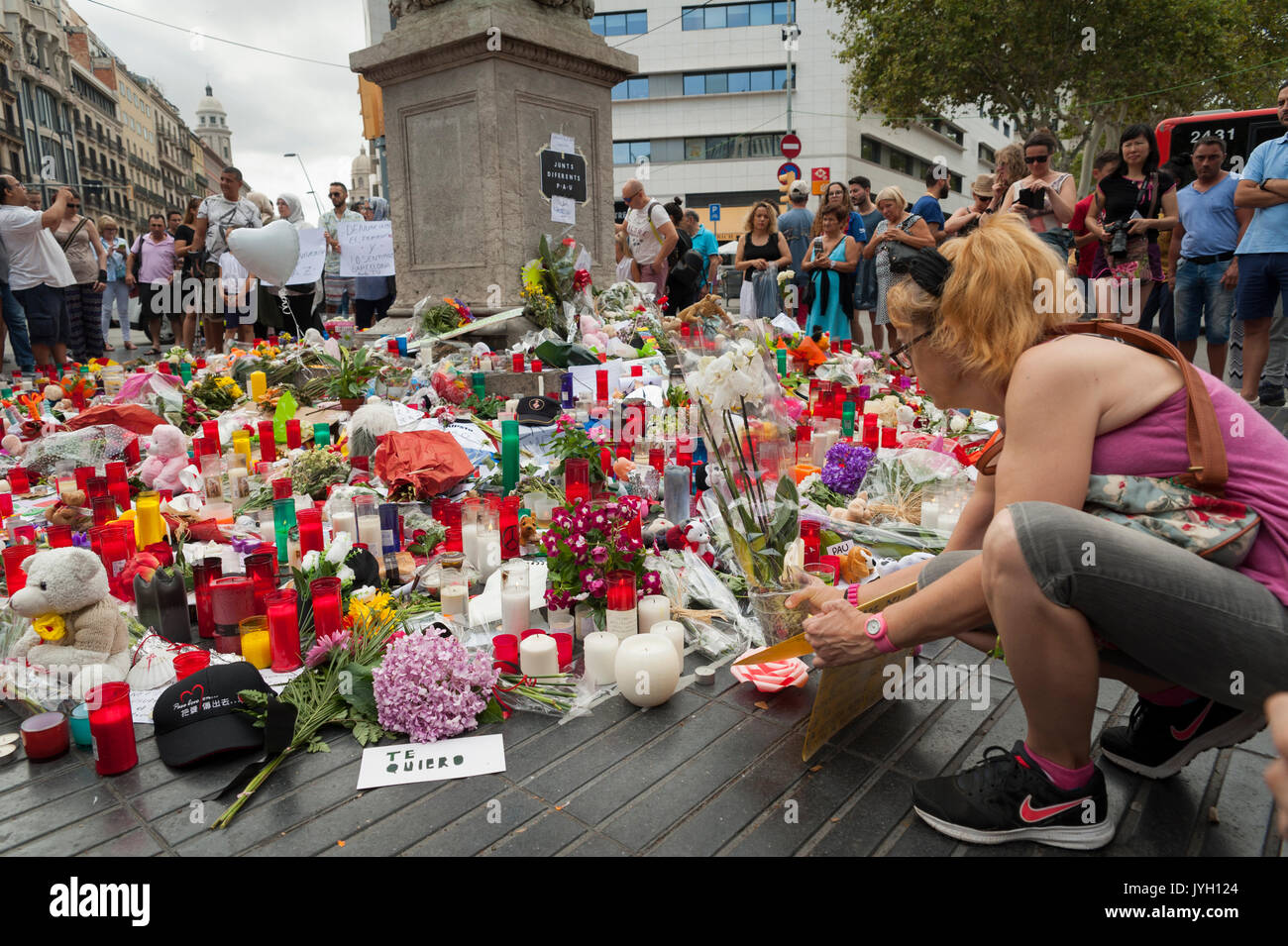 Barcelona, Catalonia, Spain. 19th Aug, 2017. Tributes to victims of Barcelona attack. Credit: Charlie Perez/Alamy Live News Stock Photo