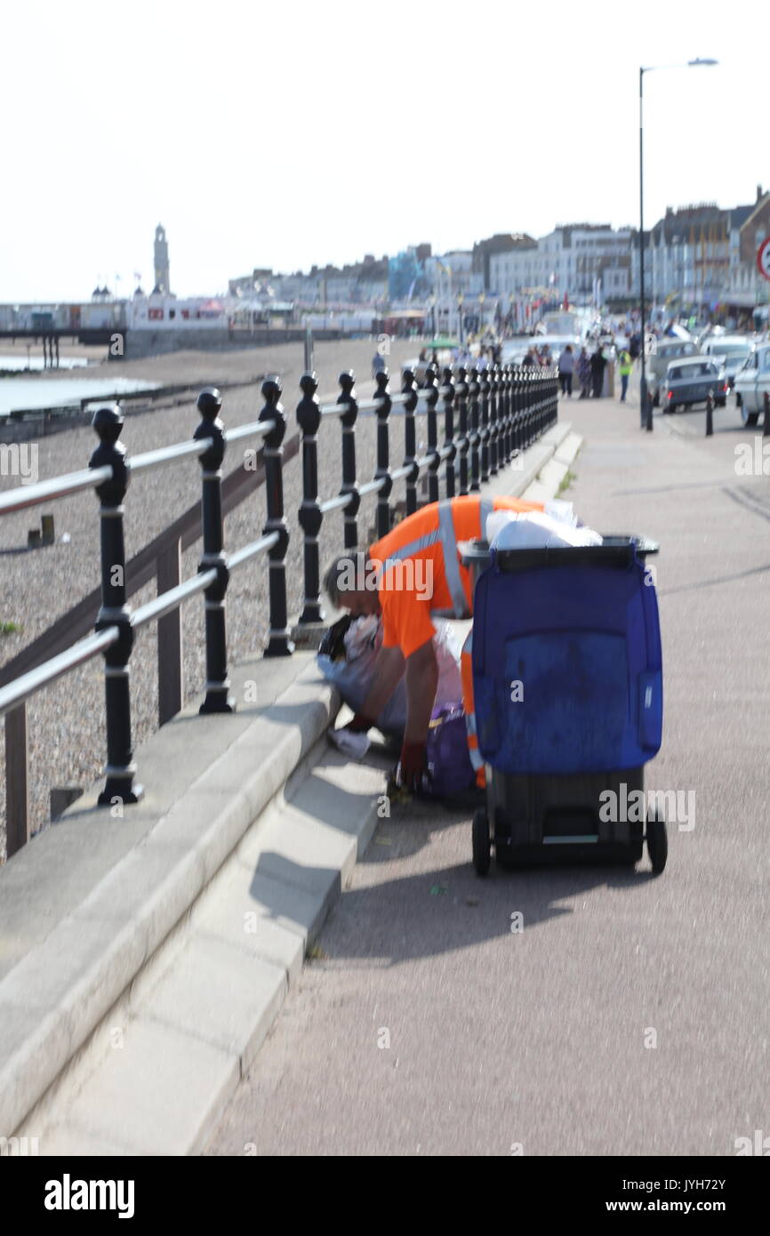 Clearing promenade hires stock photography and images Alamy