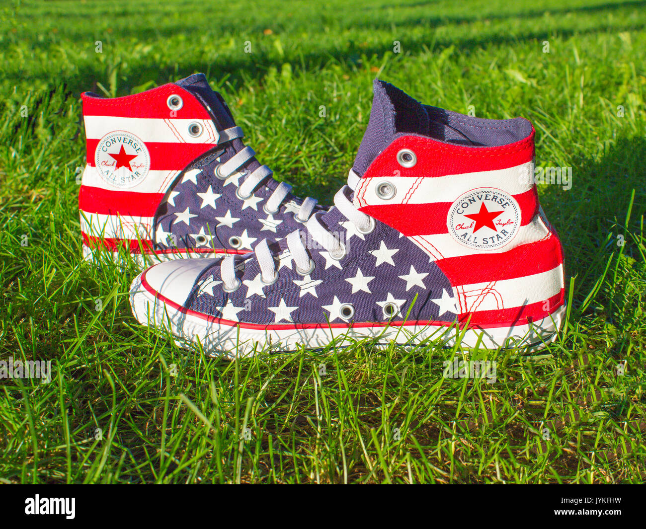 Green converse hi-res stock photography and images - Page 2 - Alamy