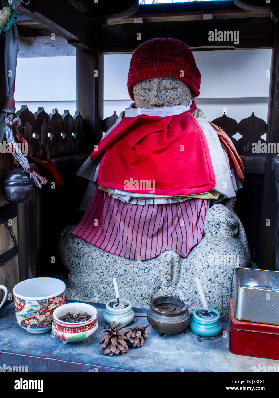 Jizo statue at roadside shrine, Koyasan, Wakayama Stock Photo Alamy