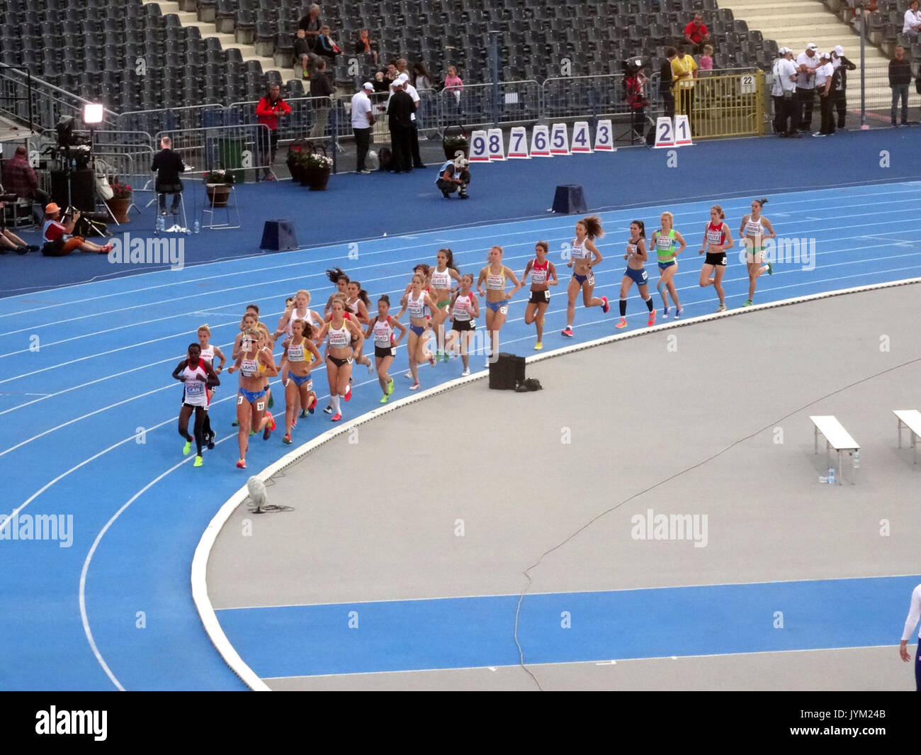 10000m women hi-res stock photography and images - Alamy