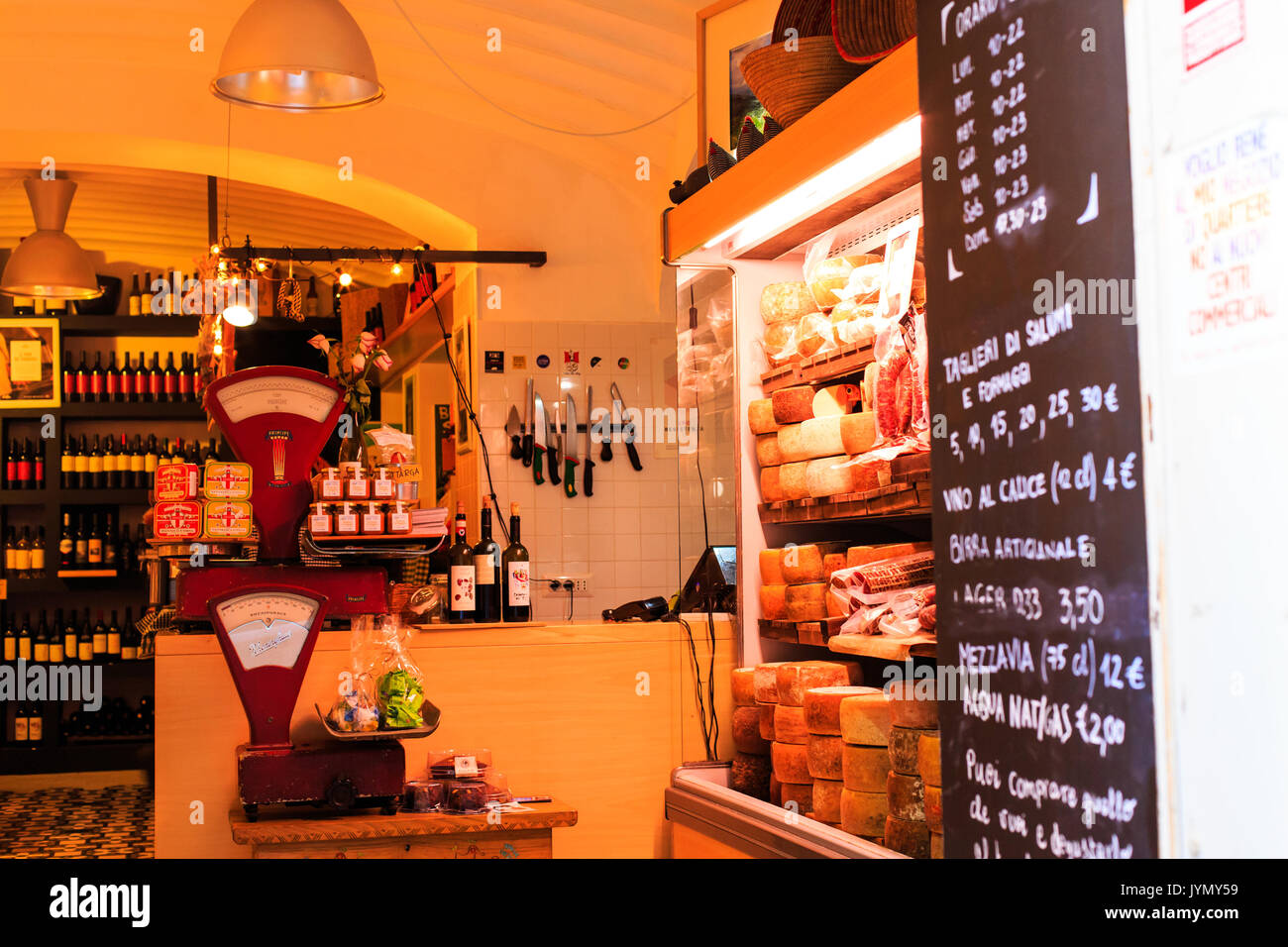 A grocery in Cagliari, Sardinia Stock Photo - Alamy