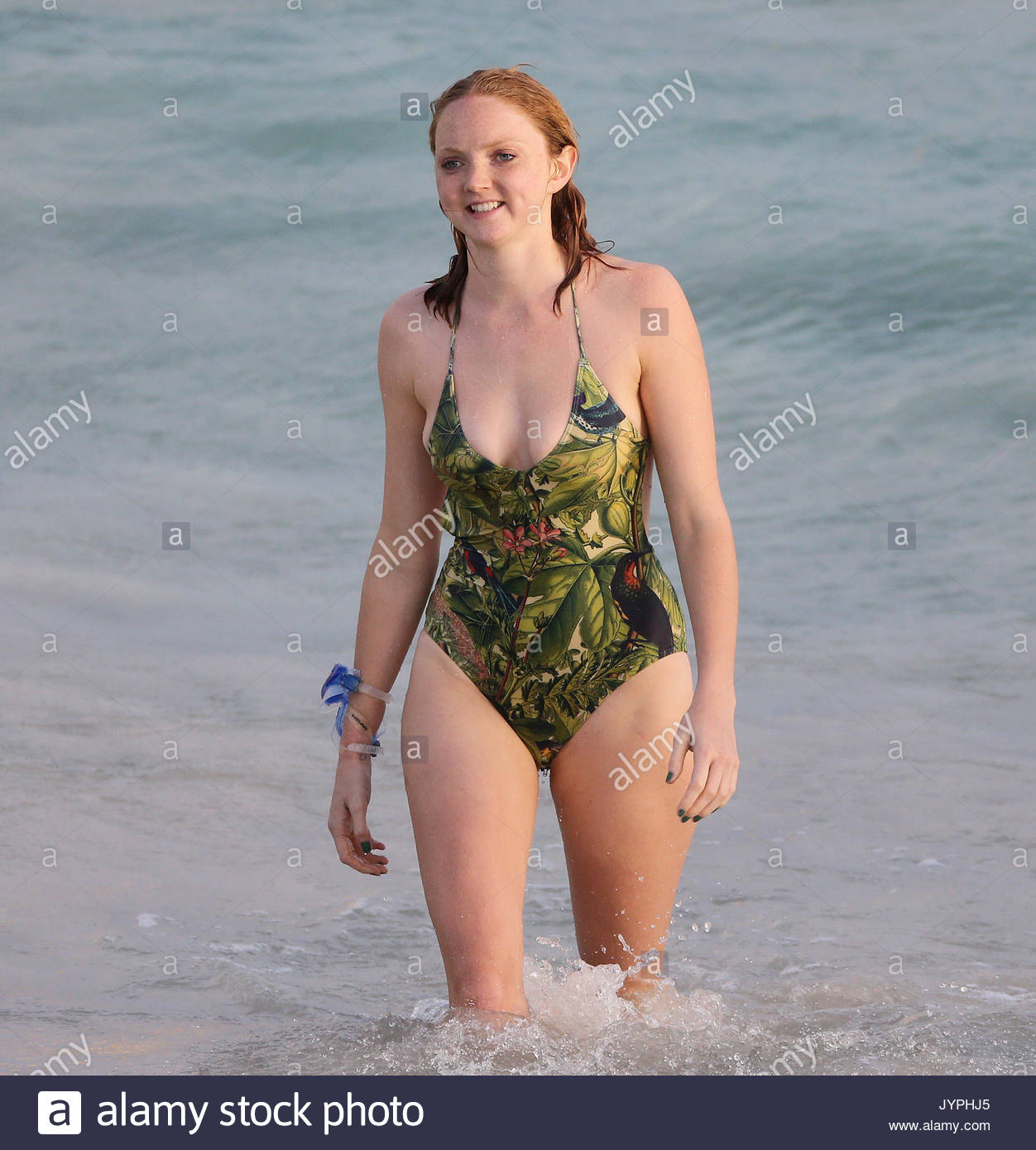Nicole Narain,Paula Radcliffe long distance runner Adult fotos David Hayter,Evette Pabalan (b. 1983) Linda Jo Rizzo,Nancy Sinatra Hot clips Anna Lauren,Martina Deignan