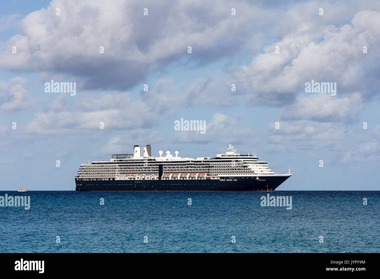 The Holland America line cruise ship Oosterdam anchored off the Dravuni island, Fiji, South Pacific Stock Photo