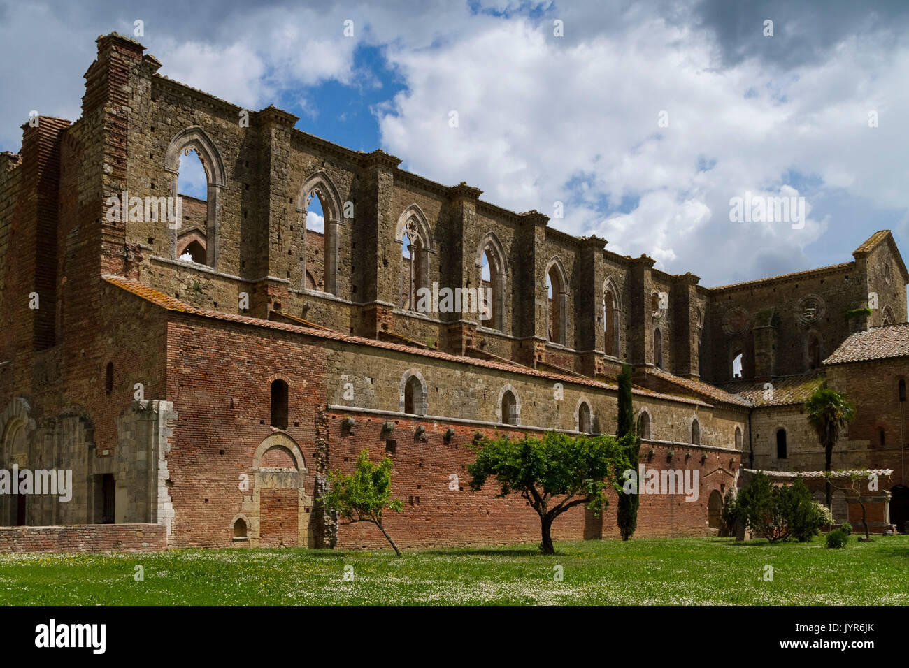 View of the roofless cistercian abbey of San Galgano, near Chiusdino, Siena district, Tuscany, Italy. Stock Photo