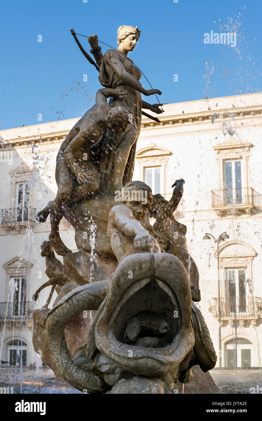 Fountain with the goddess Diana. Ortigia Island Syracuse, Sicily Stock