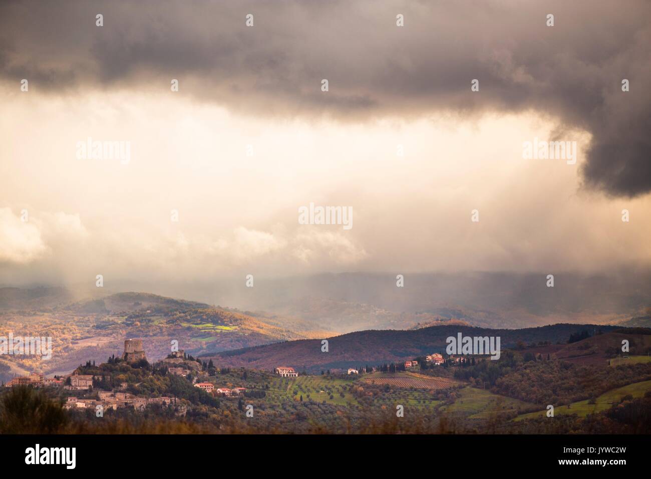 San Quirico d'Orcia, Tuscany, Italy. Sunset over the hills. Stock Photo