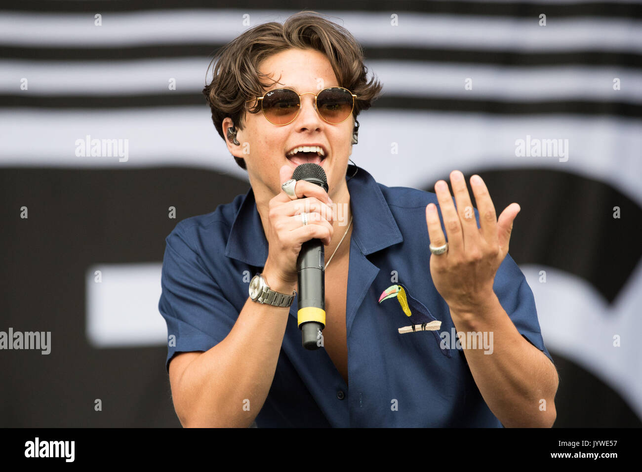 Bradley simpson of the vamps hi-res stock photography and images - Alamy