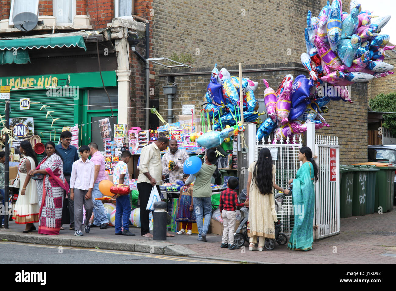 London, UK. 20th Aug, 2017. Street vendors setting up business opposite the London Sri Murgan Temple where large crowds congregated to celebrate the Chariot Festival Credit: Paul Quezada-Neiman/Alamy Live News Stock Photo