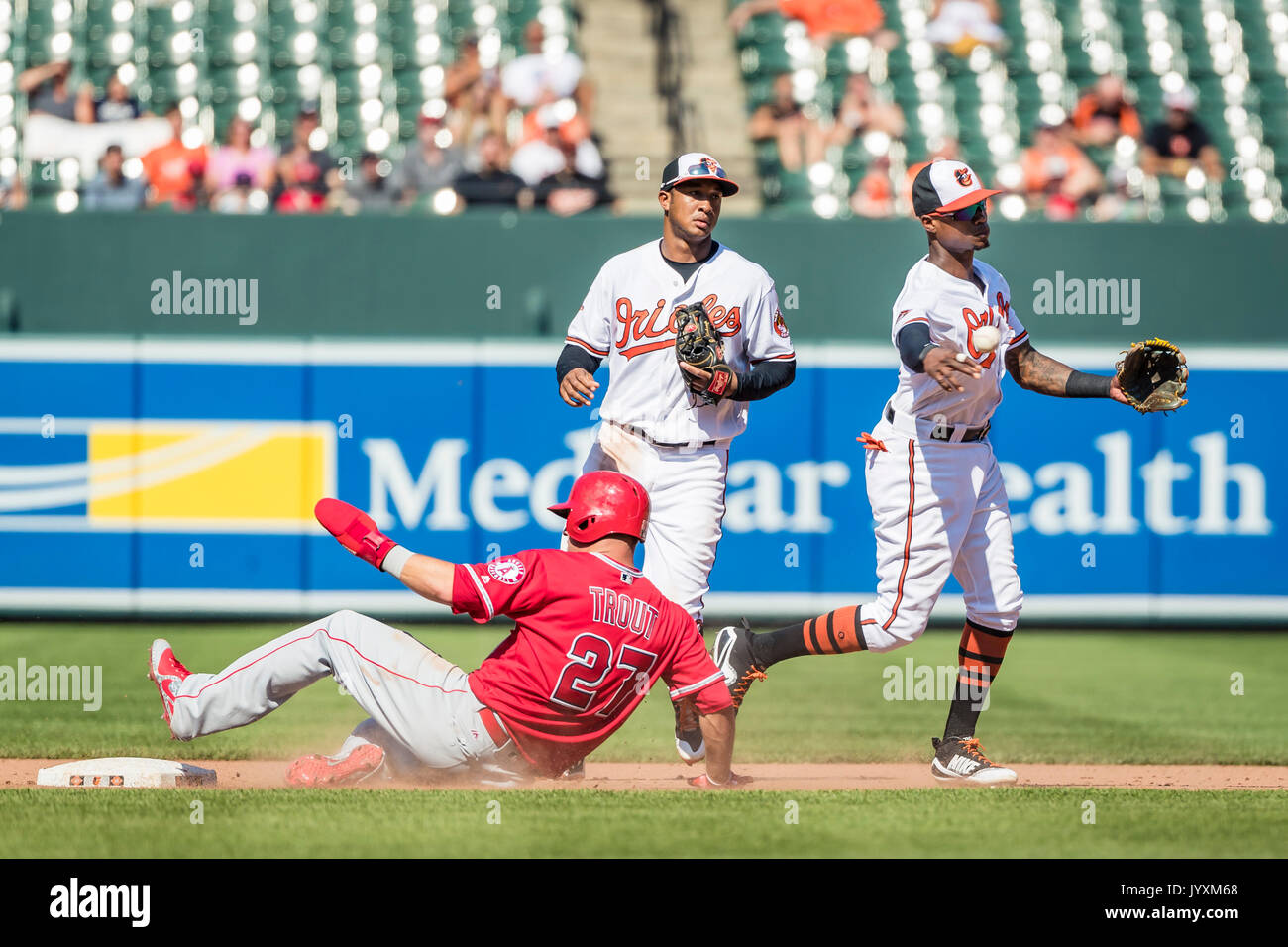 Baltimore, USA. 20th Aug, 2017. Los Angeles Angels center fielder Mike
