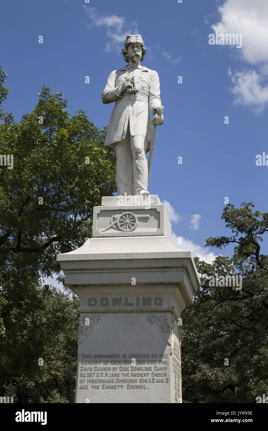 Houston, TX, USA. 20th Aug, 2017. A marble statue of Confederate