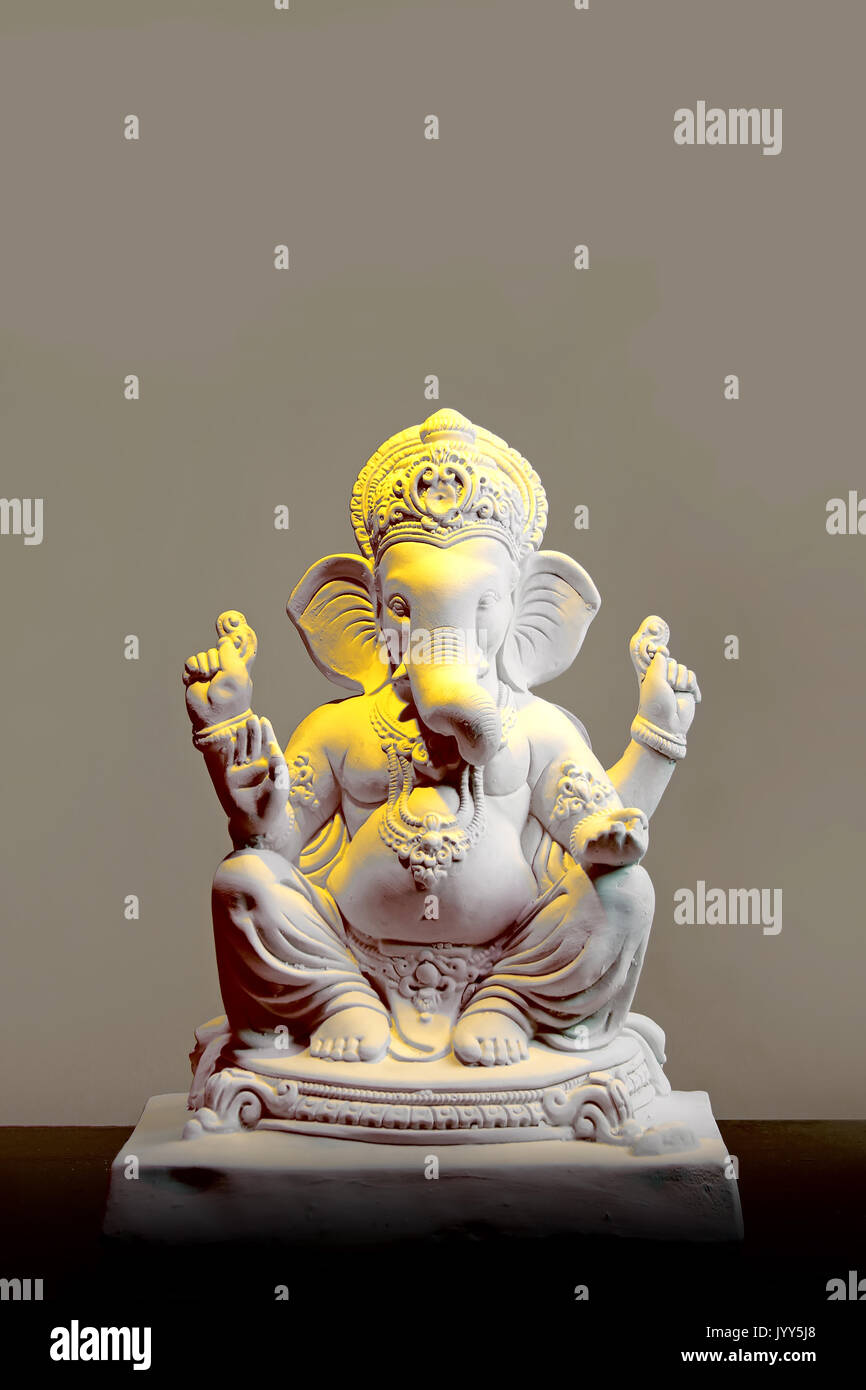 plaster of paris lord ganesha Stock Photo Alamy